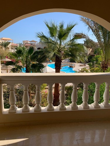 samostatná vila s výhledem na moře v Jamaran, Hurghada, Egypt .